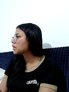 Snapshot of Sofielovee-01 chatting on 10, 6, 2026 Sofielovee-01 online show from 10, 6, 2026