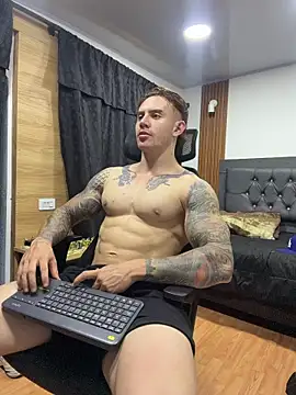 Snapshot of paulthompson_ chatting on 18, 7, 2026 paulthompson online show from 18, 7, 2026