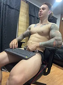 Snapshot of paulthompson_ chatting on 22, 7, 2026 paulthompson online show from 22, 7, 2026