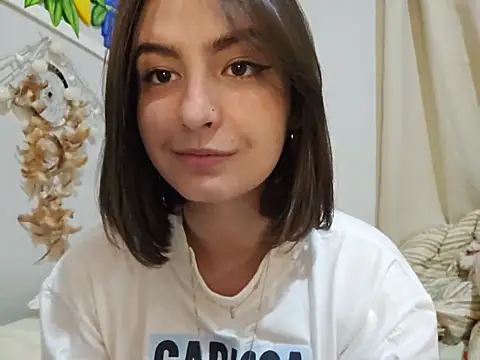 Snapshot of Juh_castro chatting on 4, 7, 2026 Juh castro online show from 4, 7, 2026