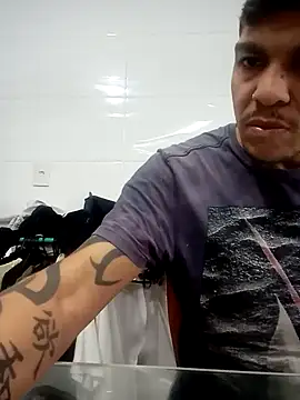 Snapshot of Tatuadomoreno23cm chatting on 8, 6, 2026 Tatuadomoreno23cm online show from 8, 6, 2026