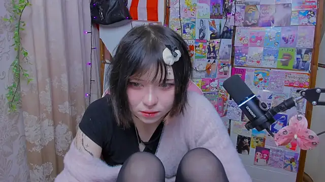 Snapshot of honeycelestia chatting on 2, 6, 2026 honeycelestia online show from 2, 6, 2026