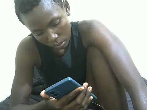 Snapshot of cute_avy0 chatting on 16, 6, 2026 cute avy0 online show from 16, 6, 2026