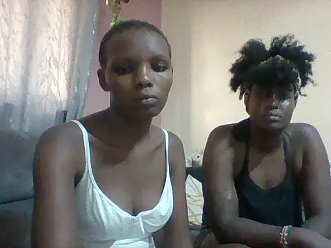 Prettypappi77 online show from 28, 6, 2026