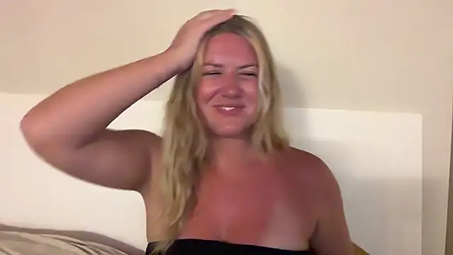 Snapshot of allyanalangell chatting on 30, 6, 2026 allyanalangell online show from 30, 6, 2026