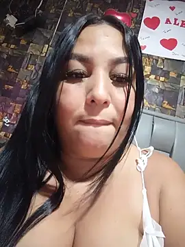 Snapshot of fiore35 chatting on 11, 6, 2026 fiore35 online show from 11, 6, 2026