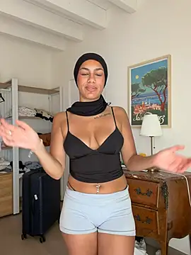 Snapshot of nadiabnssd chatting on 16, 7, 2026 nadiabnssd online show from 16, 7, 2026