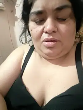 Snapshot of simranjeet_kaur69 chatting on 1, 6, 2026 simranjeet kaur69 online show from 1, 6, 2026