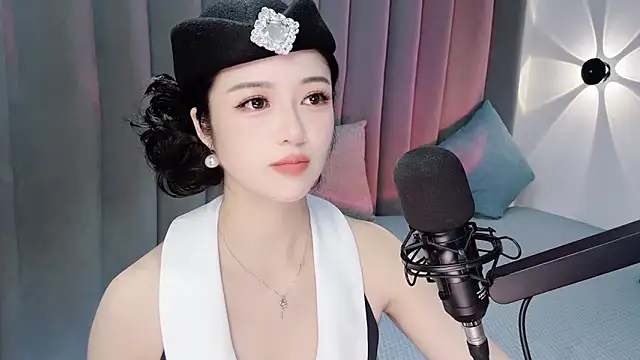 Snapshot of Momo-Wow chatting on 7, 7, 2026 Momo-Wow online show from 7, 7, 2026
