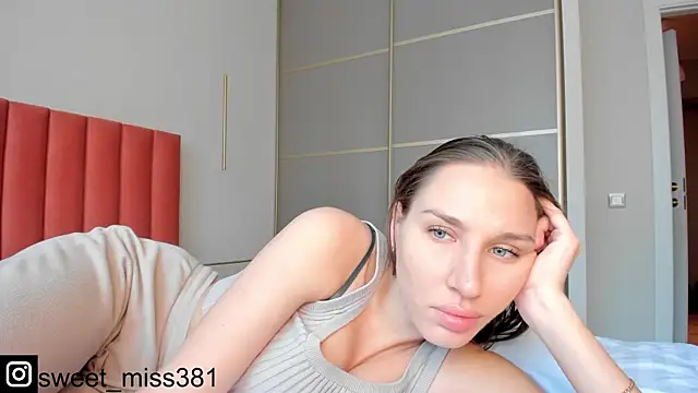 SofiClimbing online show from 9, 12, 2024