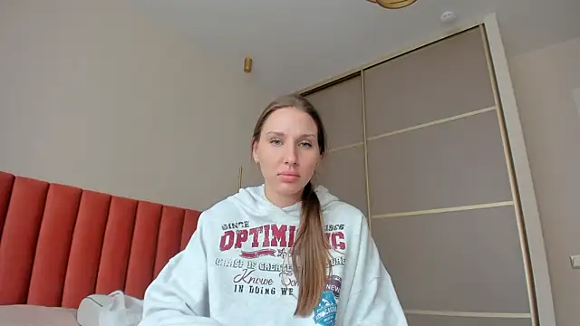 SofiClimbing online show from 11, 3, 2025