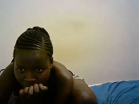Snapshot of BerryJulie chatting on 28, 6, 2026 BerryJulie online show from 28, 6, 2026