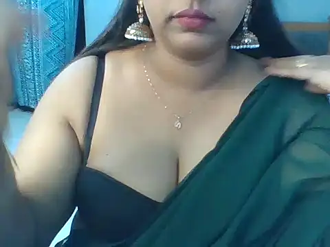 Snapshot of Tamil_hot_Meenu chatting on 13, 6, 2026 Tamil hot Meenu online show from 13, 6, 2026