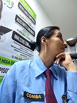 Snapshot of ALEJANDRA__28 chatting on 10, 6, 2026 ALEJANDRA 28 online show from 10, 6, 2026
