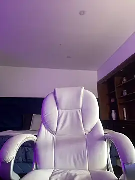 Peytongh  online show from 1, 7, 2026