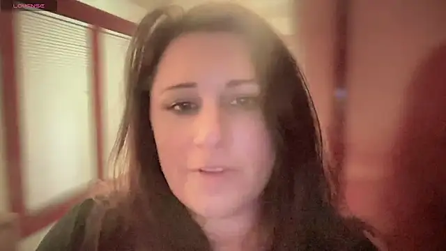 Snapshot of maddiliz chatting on 13, 2, 2025 maddiliz online show from 13, 2, 2025