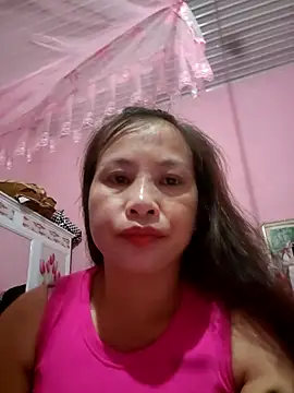 Snapshot of Yai_baby chatting on 5, 6, 2026 Yai baby online show from 5, 6, 2026