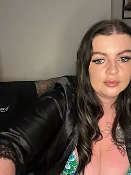 Maddison Leighxo online show from 19, 7, 2026