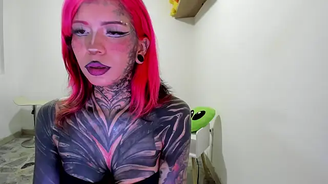 Snapshot of Nickidoll66_ chatting on 22, 6, 2026 Nickidoll66 online show from 22, 6, 2026