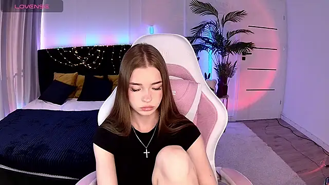 Snapshot of Milla_Way chatting on 20, 6, 2026 Milla Way online show from 20, 6, 2026