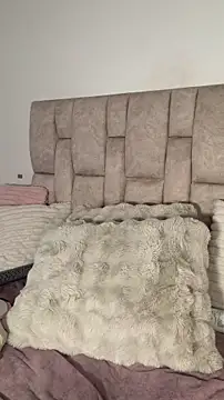 Snapshot of Nicolegh_ chatting on 4, 7, 2026 Nicolegh online show from 4, 7, 2026