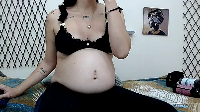 Snapshot of kasandracute18 chatting on 6, 7, 2026 kasandracute18 online show from 6, 7, 2026