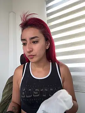 Snapshot of Juliethademon chatting on 23, 6, 2026 Juliethademon online show from 23, 6, 2026