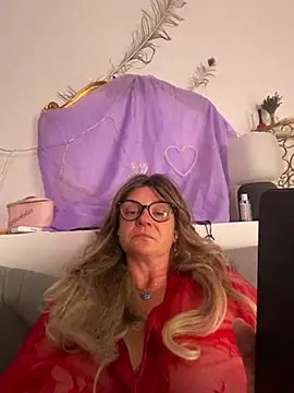DirtyMarie80 online show from 5, 6, 2026