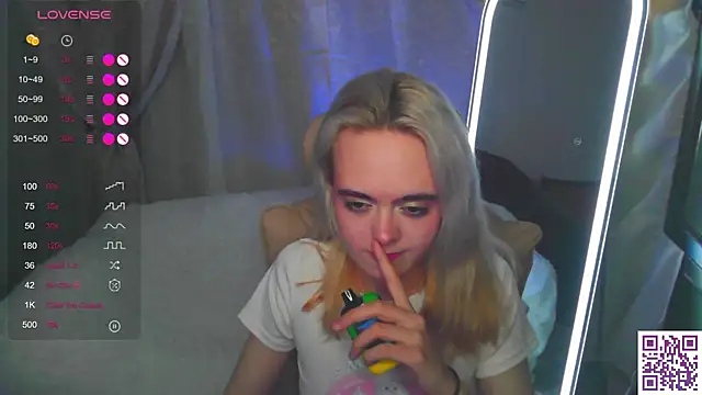 Snapshot of Oxcy_Secret chatting on 10, 7, 2026 Oxcy Secret online show from 10, 7, 2026