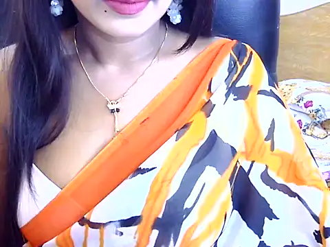 Snapshot of Noor_Zarin27 chatting on 11, 7, 2026 Noor Zarin27 online show from 11, 7, 2026