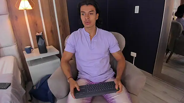 Snapshot of LycanMushu chatting on 18, 7, 2026 LycanMushu online show from 18, 7, 2026