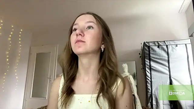 smalllisa online show from 4, 7, 2026