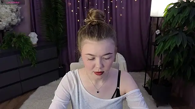 Snapshot of Lina_deels chatting on 25, 6, 2026 Lina deels online show from 25, 6, 2026