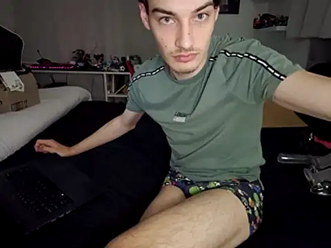 Smelly-Ewan-stinks online show from 16, 7, 2026