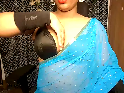 Snapshot of Sexydiya9 chatting on 22, 7, 2026 Sexydiya9 online show from 22, 7, 2026