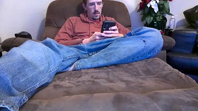 Snapshot of Mstrdstrctn7 chatting on 2, 1, 2025 Mstrdstrctn7 online show from 2, 1, 2025