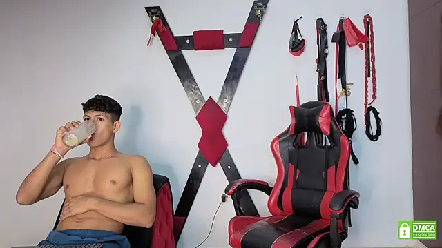 Nicolas AthleticBoy online show from 1, 7, 2026