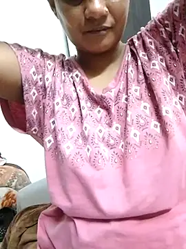 Cherry Bommm online show from 3, 7, 2026
