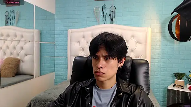 Snapshot of wayath1 chatting on 12, 7, 2026 wayath1 online show from 12, 7, 2026