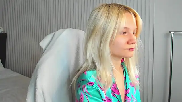 Snapshot of Bunny_Elsy chatting on 1, 7, 2026 Bunny Elsy online show from 1, 7, 2026