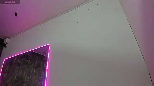 Snapshot of DANIKA_B chatting on 18, 6, 2026 DANIKA B online show from 18, 6, 2026