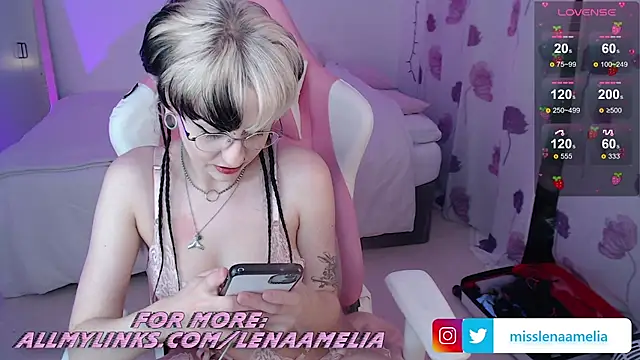 Snapshot of Lenas_Playroom chatting on 26, 2, 2025 Lenas Playroom online show from 26, 2, 2025