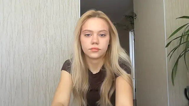 Snapshot of Glamorforyou chatting on 22, 6, 2026 Glamorforyou online show from 22, 6, 2026