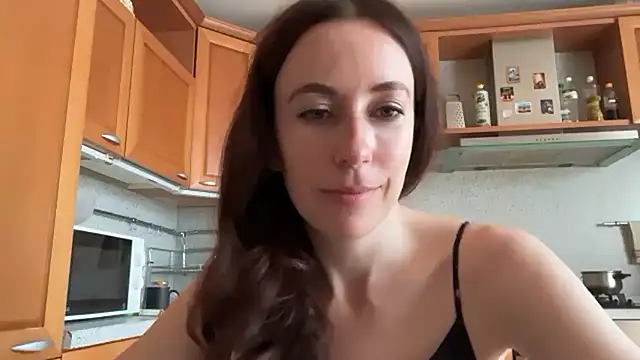 Snapshot of Flamingo_Queen chatting on 27, 6, 2026 Flamingo Queen online show from 27, 6, 2026
