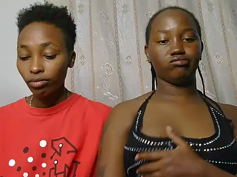 Snapshot of missvibe_xx chatting on 20, 6, 2026 missvibe xx online show from 20, 6, 2026