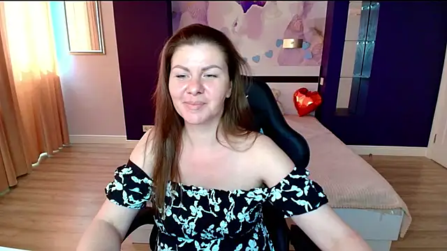 LunaKissesx online show from 27, 6, 2026