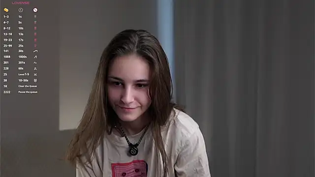 Snapshot of CaseyMulders chatting on 28, 6, 2026 CaseyMulders online show from 28, 6, 2026