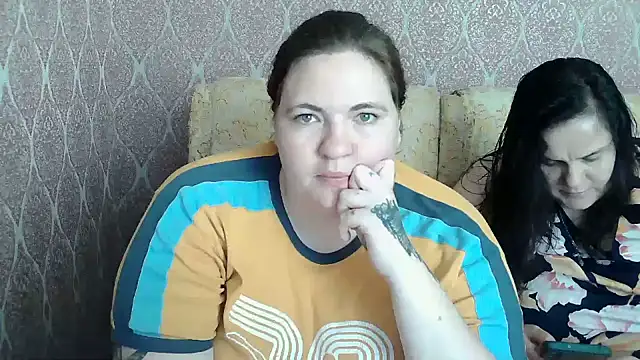 Snapshot of TiaMason chatting on 9, 6, 2026 TiaMason online show from 9, 6, 2026