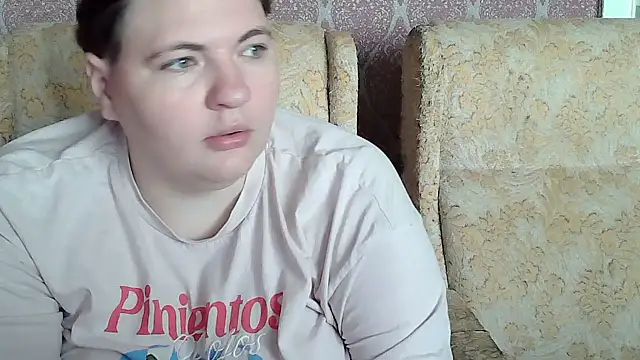 Snapshot of TiaMason chatting on 14, 6, 2026 TiaMason online show from 14, 6, 2026