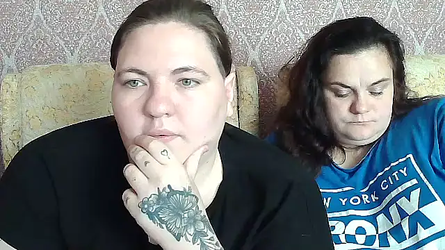 Snapshot of TiaMason chatting on 18, 6, 2026 TiaMason online show from 18, 6, 2026